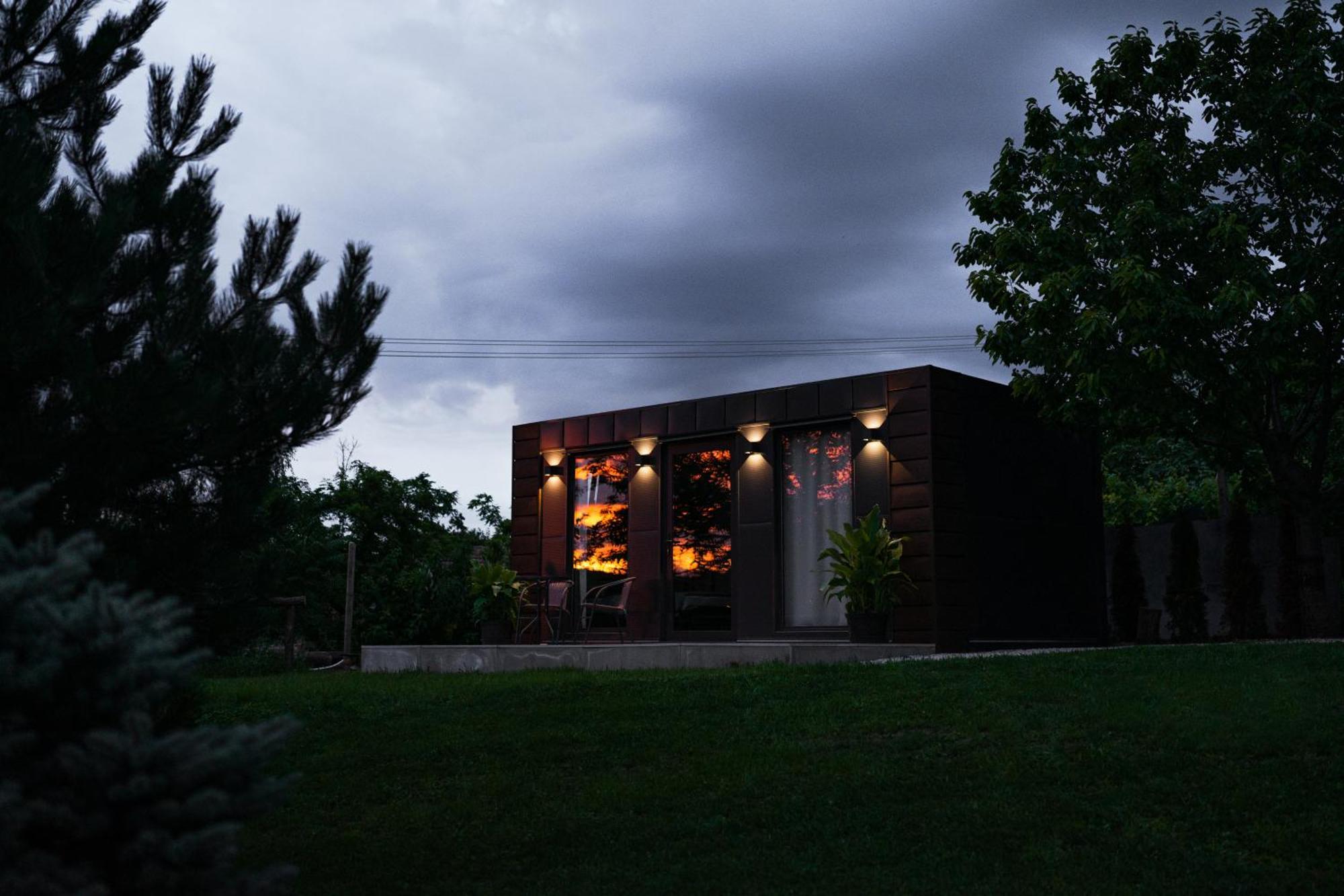 Tiny House Mezi Sklepy Apartment Kobyli Exterior photo